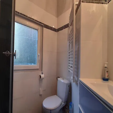 Daire Meuble 2 Wifi Balcon 52m2 Centre